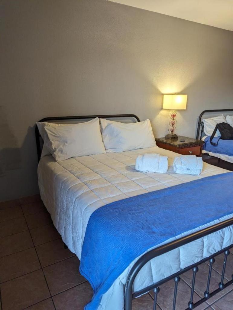 هينديرسون Ingles Motel المظهر الخارجي الصورة